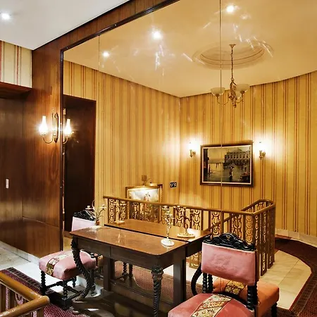 Roma Hotel