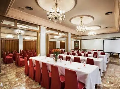 Hotel Roma 2*