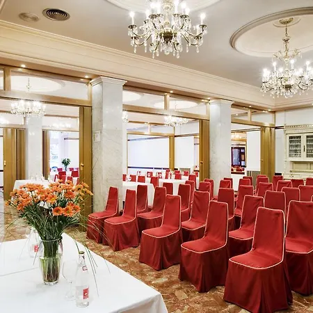 Hotel Roma 2*