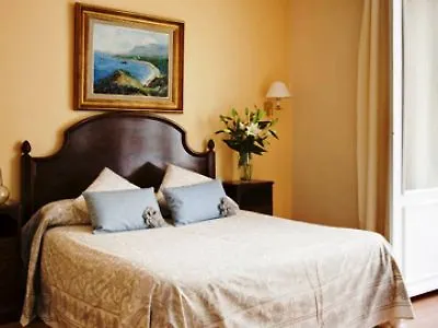 Roma Hotel 2*