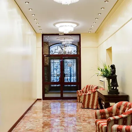 Hotel Roma